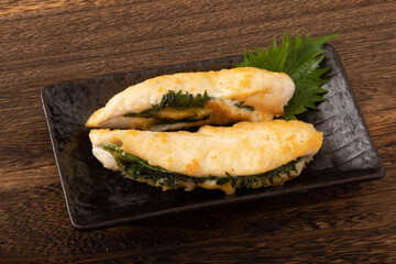 鶏ささみ紫蘇チーズ包み焼き