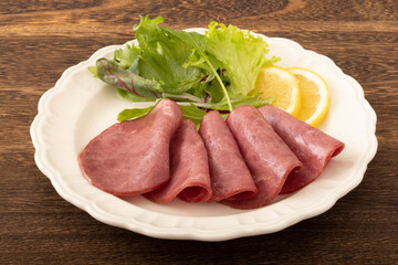 牛タン　(スモーク　桜チップの燻製)