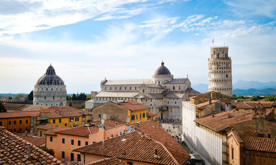 Fototapeta na wymiar Views of Duomo and leaning tower, Pisa