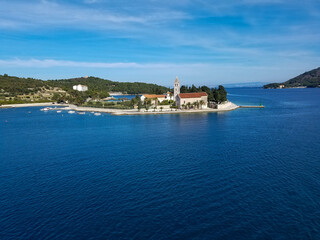 Fototapeta na wymiar View of Vis, Croatia cityscape and seascape 