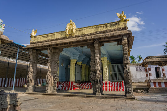 The Varadharaja Perumal Temple and Lord Atthi Varadar Perumal god statue inside the pond, Kanchipuram, Tamil Nadu, South India - Sculptures, archeological, Religion and Worship scenario image