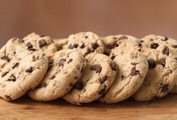 Ready to eat chocolate chip cookies