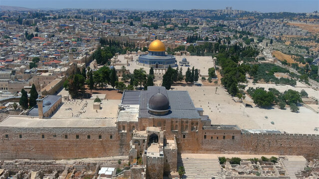 Old city of Jerusalem Dome of the rock, aerial
Drone view from Jerusalem Old city Al Aqsa Mosque , June, 2022

