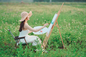 girl is drawing