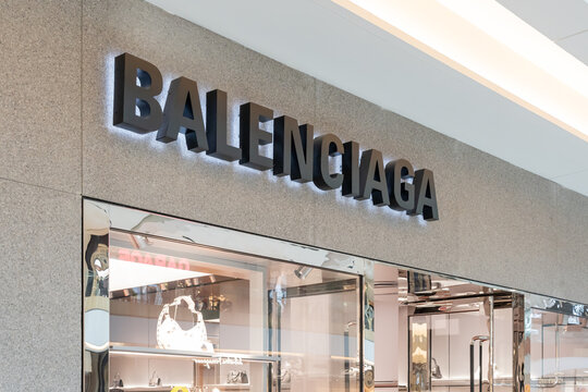 Balenciaga Images – Browse 457 Stock Photos, Vectors, and Video | Adobe ...