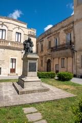 Lecce, pomnik w centrum historycznym - obrazy, fototapety, plakaty