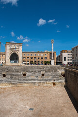 ruiny amfiteatru w Lecce na południu Włoch - obrazy, fototapety, plakaty