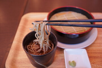 Authentic Chilled Zaru Soba with onion and wasabi, Japanese food - 日本蕎麦 ざるそば
