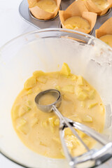 Apple sharlotka muffin