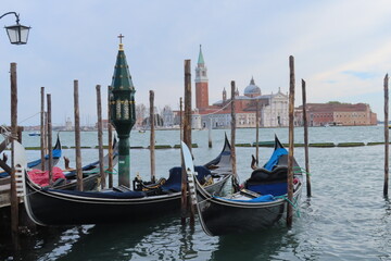 Fototapeta na wymiar Venedig Gondeln