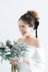 ウェディングドレスを着た花嫁
