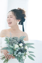 ウェディングドレスを着た花嫁