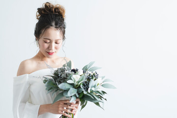 ウェディングドレスを着た花嫁