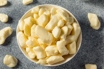 Raw White Organic Cheese Curds