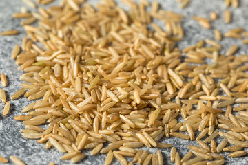 Raw Organic Dry Brown Rice