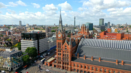 Naklejka premium London Kings Cross and St Pancras Train stations from above - aerial view
