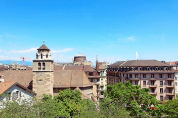 Fototapeta na wymiar Cityscape with view of the roofs of Geneva city.