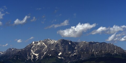 Alpejskie szczyty Hohköning, Grosser Bratschenkopf i Teufelskirche w Salzburgland (Austria)