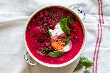 Botwinka, traditional polish soup made from young beetroots - obrazy, fototapety, plakaty