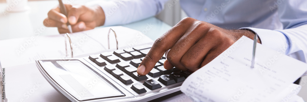 Poster businessman calculating invoice