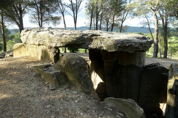 Le dolmen des fades à Pépieux
