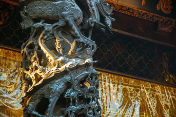Obraz premium China, Tradition, Religion, Belief. Taiwan, historic site, Longshan Temple, Dragon Pillar