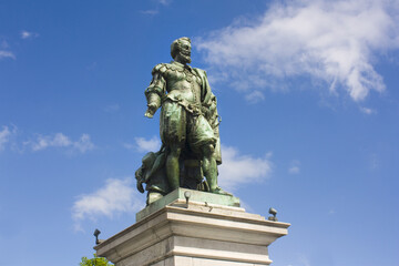 Fototapeta na wymiar Monument to Peter Paul Rubens on the Groenplaats in Antwerp, Belgium