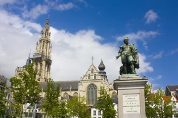 Fotobehang Monument to Peter Paul Rubens on the Groenplaats in Antwerp, Belgium   © Lindasky76