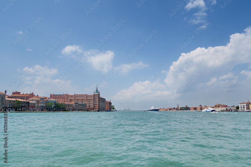 Poster venise. vue depuis le lagune. italie.