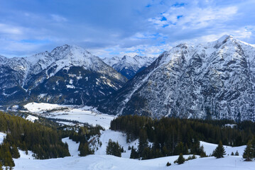 Fototapeta na wymiar Jöchelspitze Gipfel in den Allgäuer Alpen