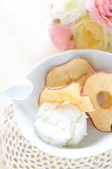 Vanilla Ice-cream and Dried apple slices with honey