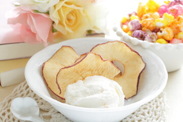 Vanilla Ice-cream and Dried apple slices with honey