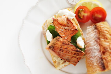 Homemade canned salmon fillet and French bread sandwiches