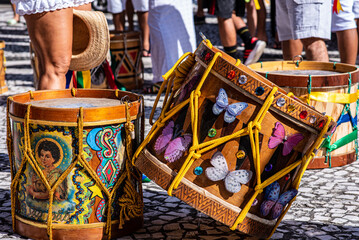  Arraial do Pavulagem is a musical group that develops an artistic and cultural movement that occupies the streets of Belém do Pará with its popular and colorful processions in June and October - obrazy, fototapety, plakaty