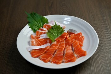 サーモンの刺身