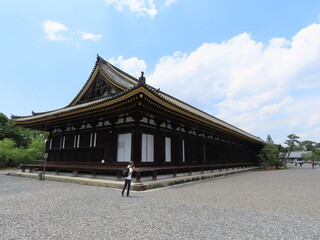 蓮華王院（三十三間堂）を南側から眺める