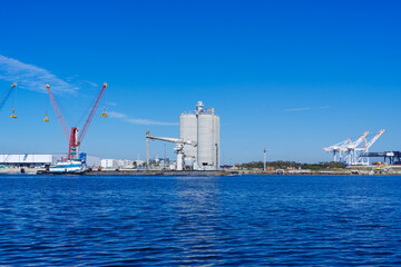 A busy harbor and Tampa bay 