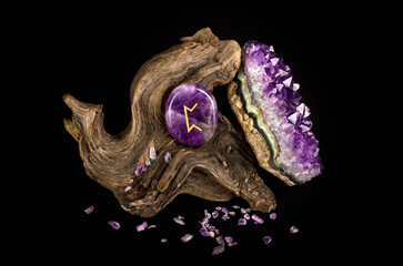 Perthro rune, Destiny rune, gambler’s rune