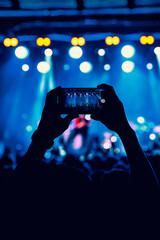 Video recording of the concert using a smartphone