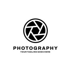 Fototapeta premium Photography logo design vector. Camera logo
