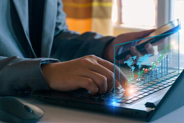 Naklejka premium Businessman planning to invest in stock market. man using smart phone and computer check investment market trends, stock graph is rising, economy is recovering, stock trading, bussiness start up.