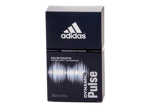 boite de parfum Adidas isolé sur un fond blanc