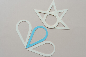 paper loops or petals on paper