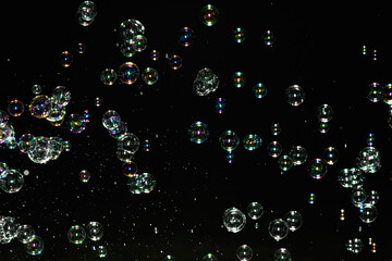 夜のシャボン玉