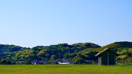 復元された弥生時代の建物がある原の辻遺跡