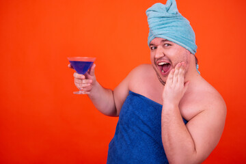 Funny guy takes a shower. Drag queen is wet.