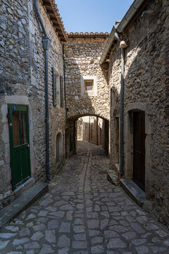 Mirmande dans la Dr&ocirc;me