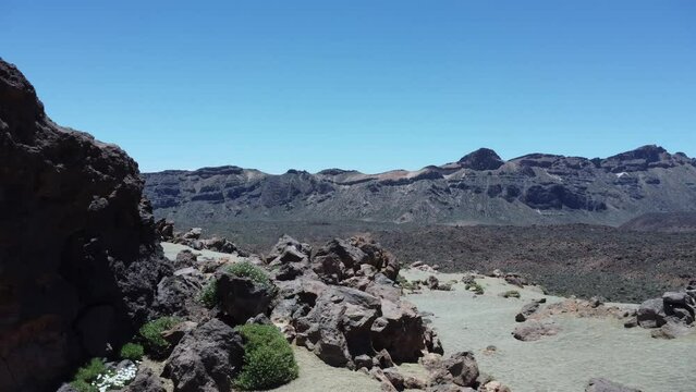 Desert aerial side tracking shot, K4