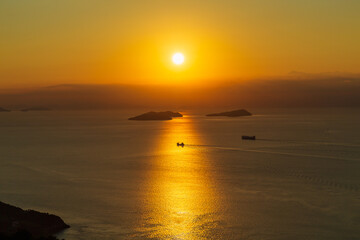 亀老山展望公園からむかえる夜明け（愛媛県今治市）