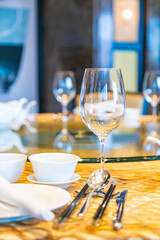 table setting in restaurant